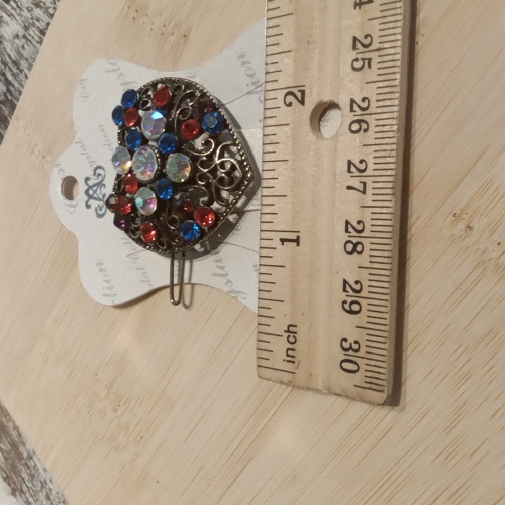 Rhinestone Heart Barrett NEW - Picture 3 of 3